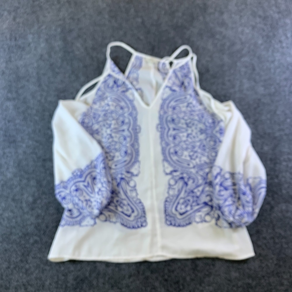 GUESS Blouse Top Womens XS White Blue Paisley Cold Shoulder V-Neck Pullover